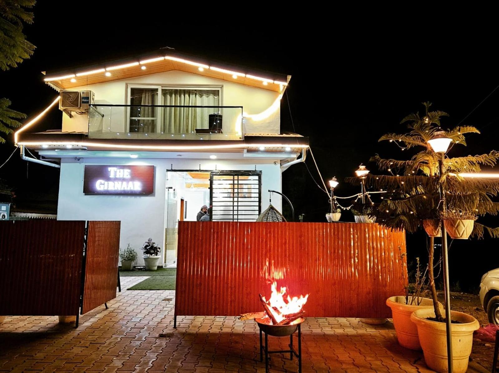 Weekend Vibes Bed & Breakfast กัสซอลี ภายนอก รูปภาพ